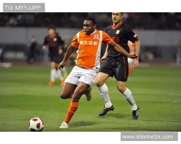 足球明星的英文网名与昵称大揭秘让你了解他们背后的故事与含义